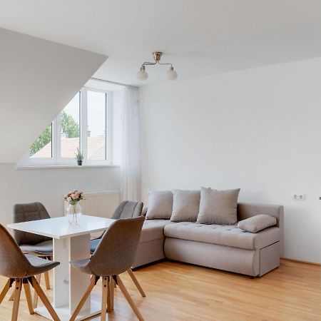 Elegant Apartment In Vienna With Patio Exterior foto